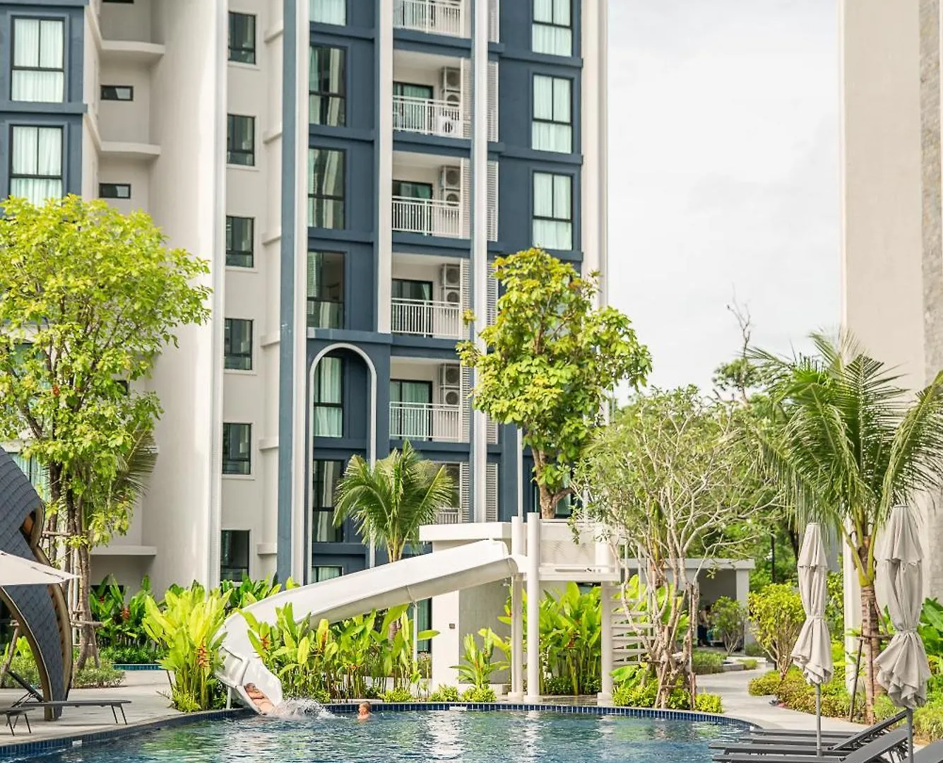 Title Halo Time For Jungle Apartment Nai Yang